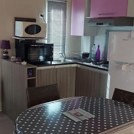 Mobile Home Мешер-сюр-Жиронд Экстерьер фото
